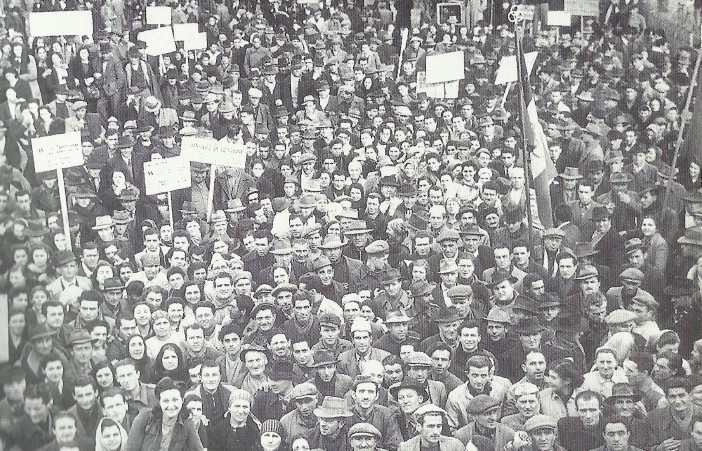 30 gennaio 1948. Manifestazione di solidarietà con i lavoratori della “Barbieri & Burzi”.
